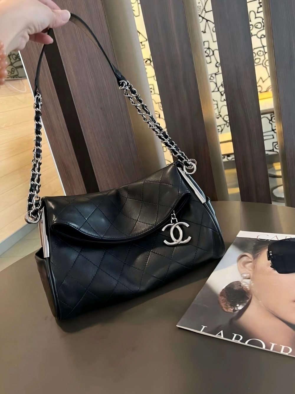 Chanel Black Lambskin Leather Quilted Shoulder Bag with Chain Strap